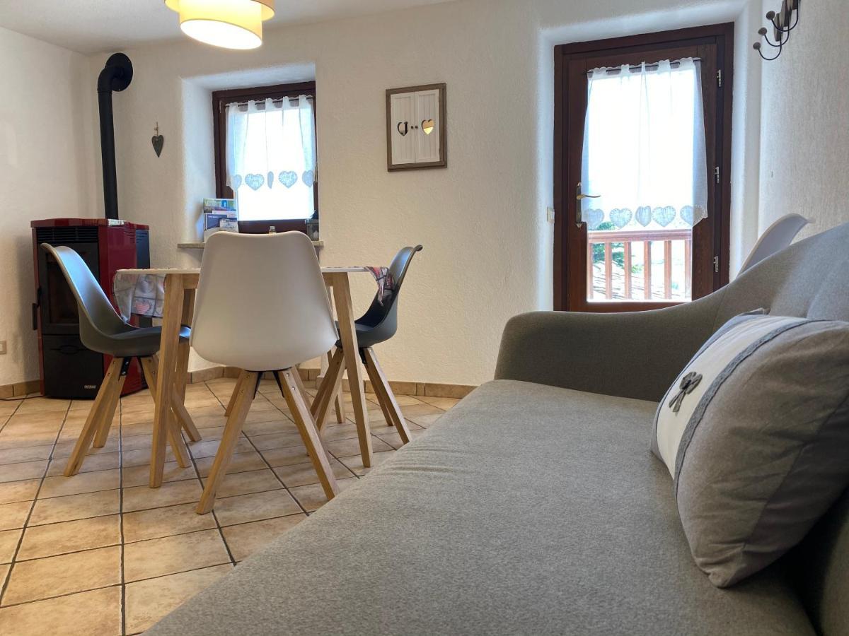 Grenier Du Coeur Apartment Aosta Ngoại thất bức ảnh