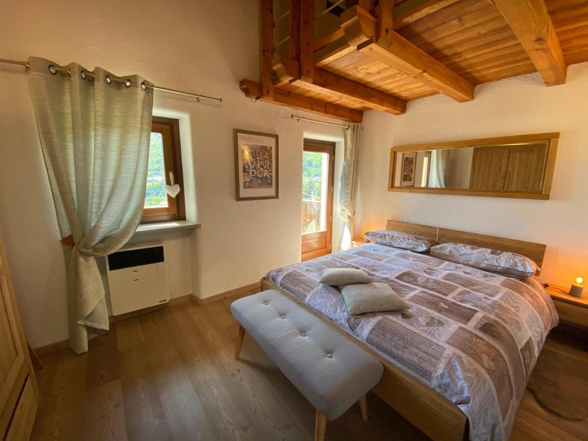 Grenier Du Coeur Apartment Aosta Ngoại thất bức ảnh
