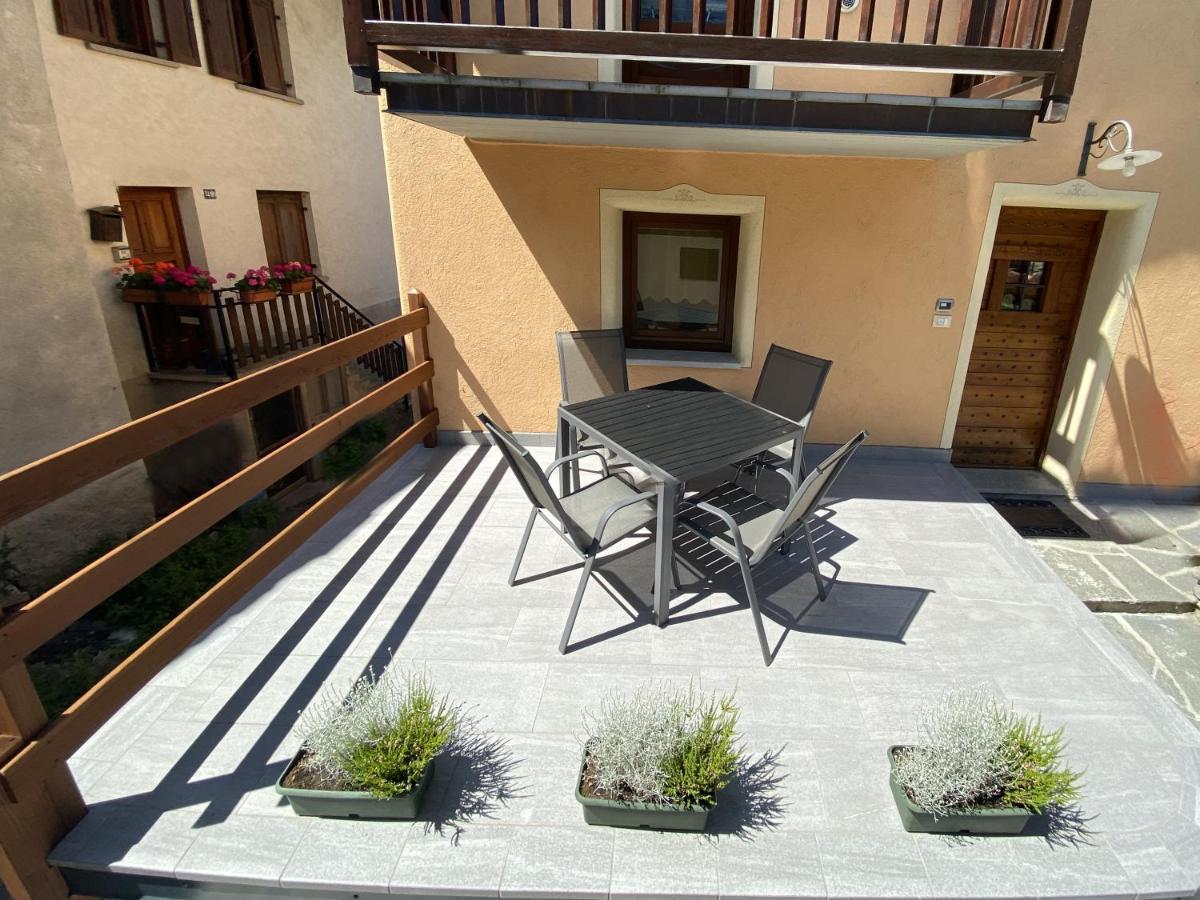 Grenier Du Coeur Apartment Aosta Ngoại thất bức ảnh