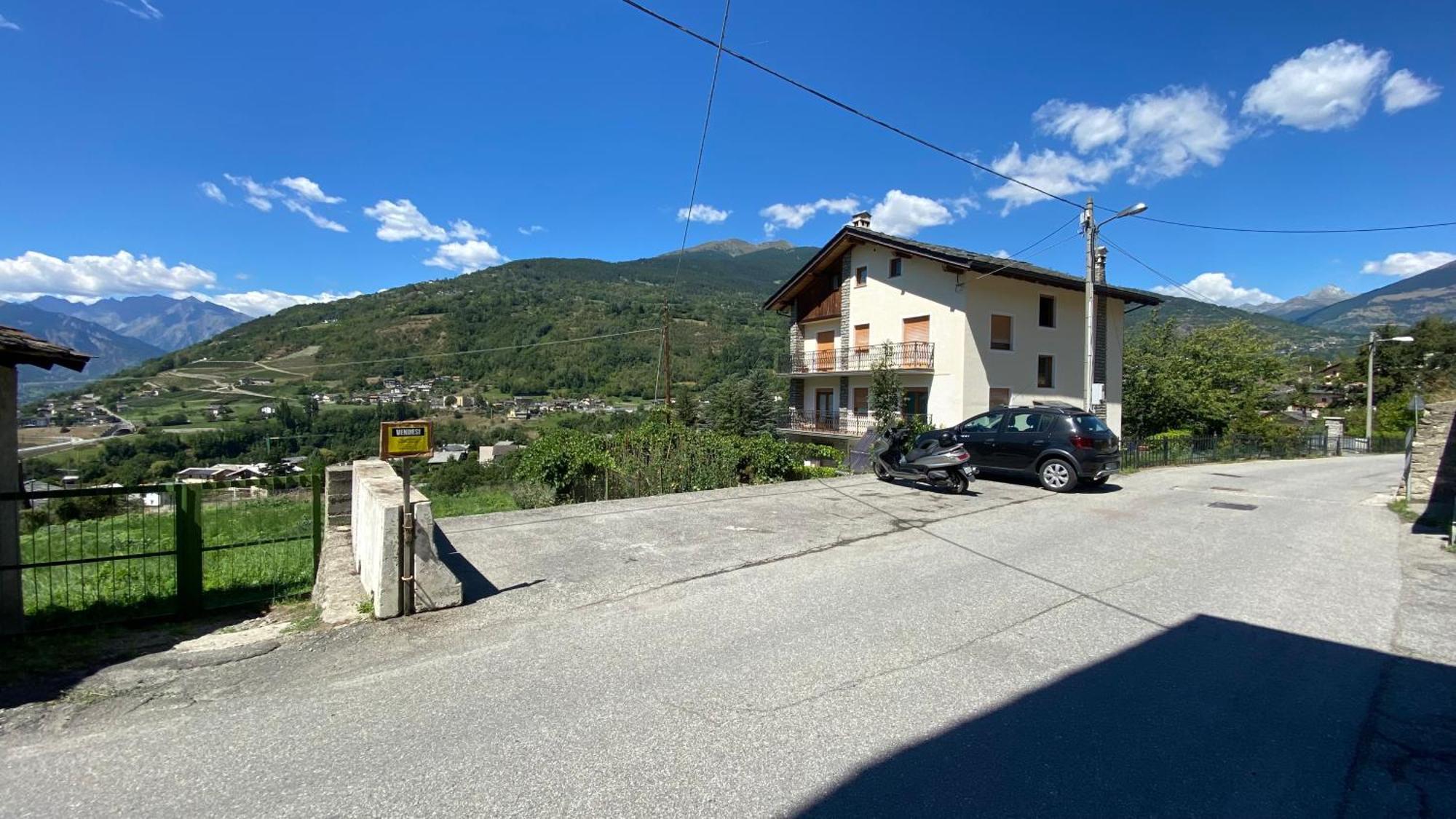 Grenier Du Coeur Apartment Aosta Ngoại thất bức ảnh